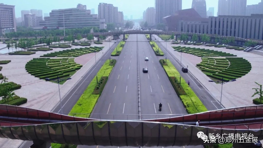 矿山起重、医疗器械、食品、电池、纺织、电子信息，“平原一哥”