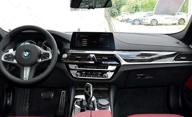 丰田普拉多为什么是神车,保值越野神车丰田普拉多4000