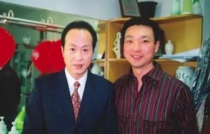 主持人罗京去世新闻报道,央视主播康辉谈罗京