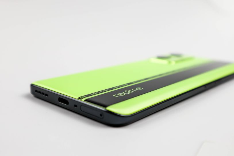 realme870鎵嬫満,realme870