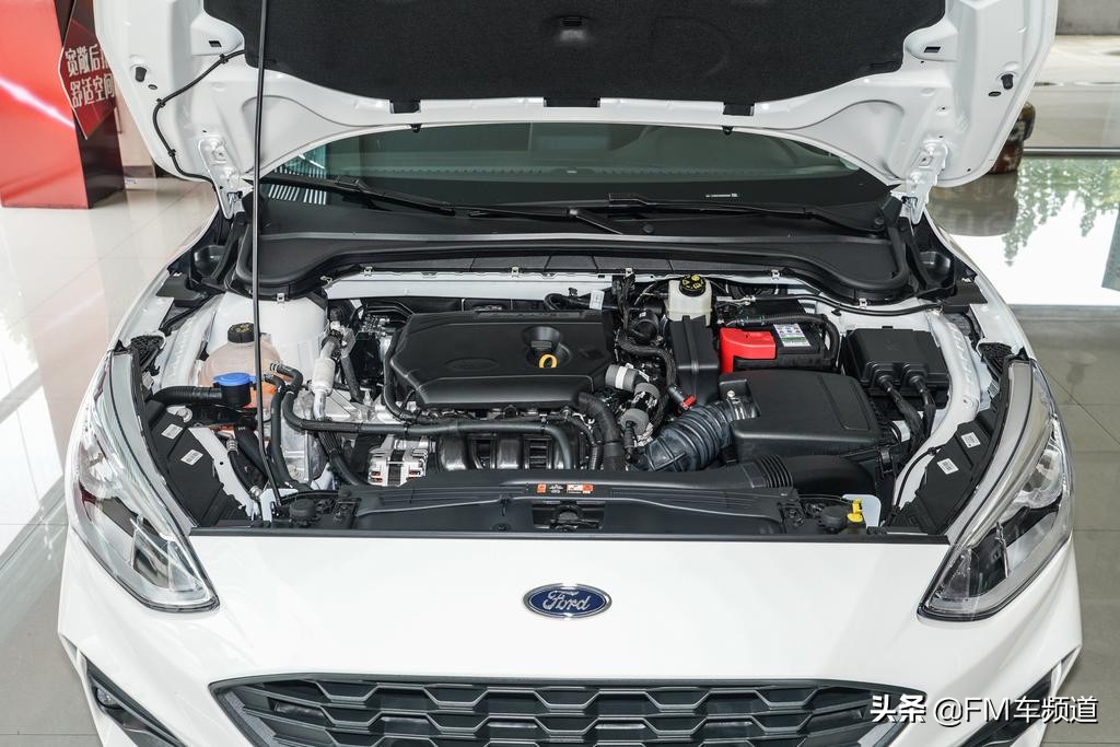 福克斯和朗逸哪个值得入手,福克斯和朗逸哪个好