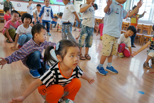 孩子不起床家长怎么教育,家长反映孩子不午睡怎么回复