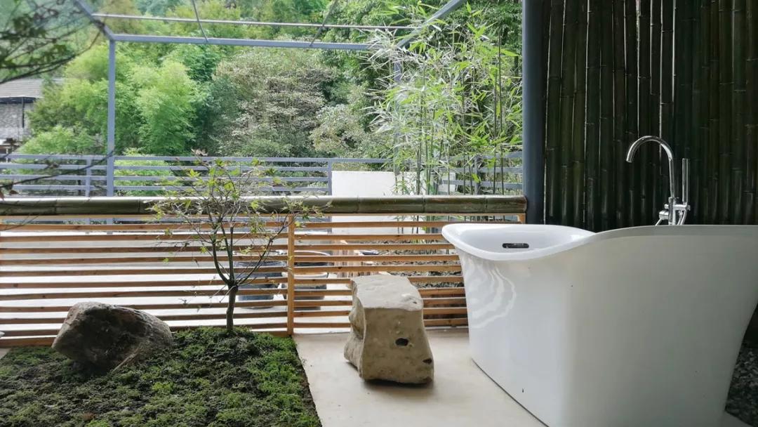 成都民宿推荐青城山,青城山花娟树屋民宿