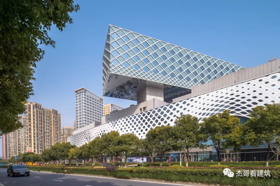 杭州滨江宝龙建筑,杭州滨江宝龙城住宅