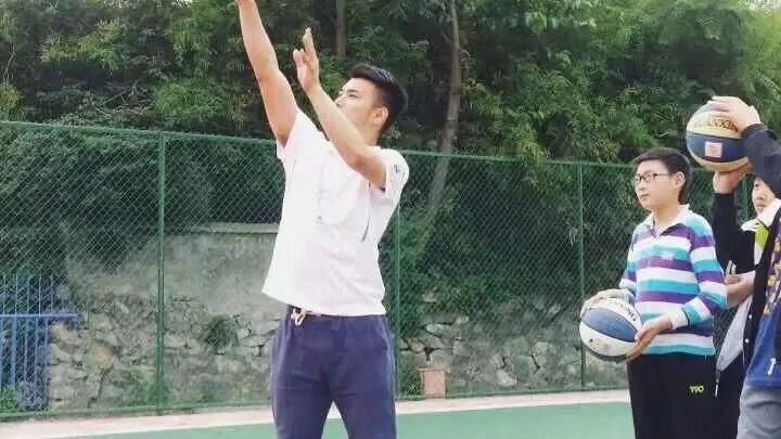 95后小伙4次创业还欠5万多,95后小伙创业亏损吗