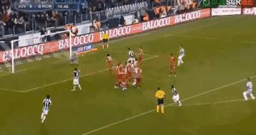 皮尔洛销魂长传,精准而优雅的传球