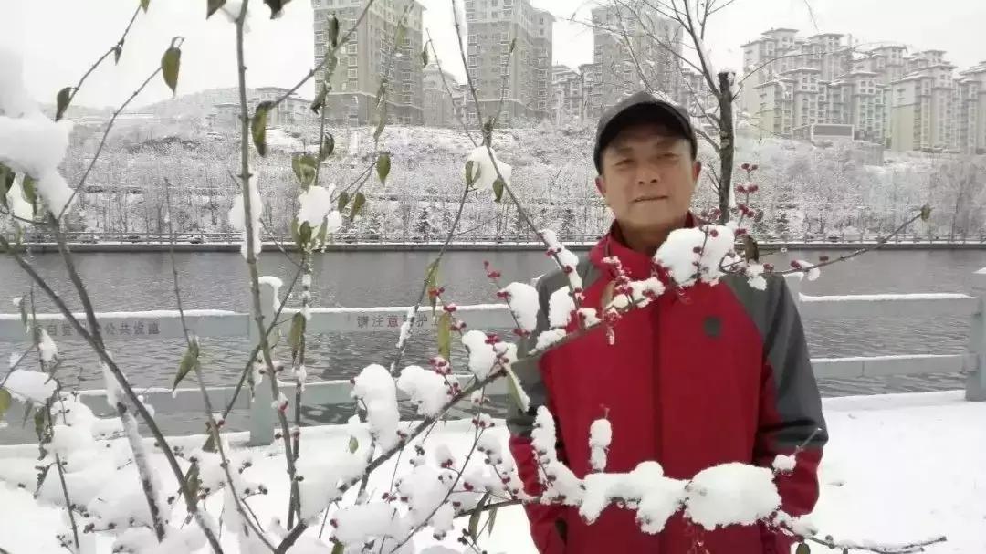 鎶ュ憡鏂囧绾疄,鎶ュ憡鏂囧绾疄瑙嗛