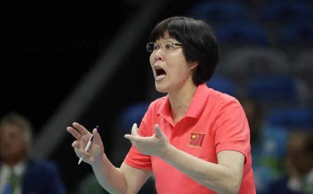 郎平成长的故事：与排球从小结缘，终成中国女排最伟大的教练员