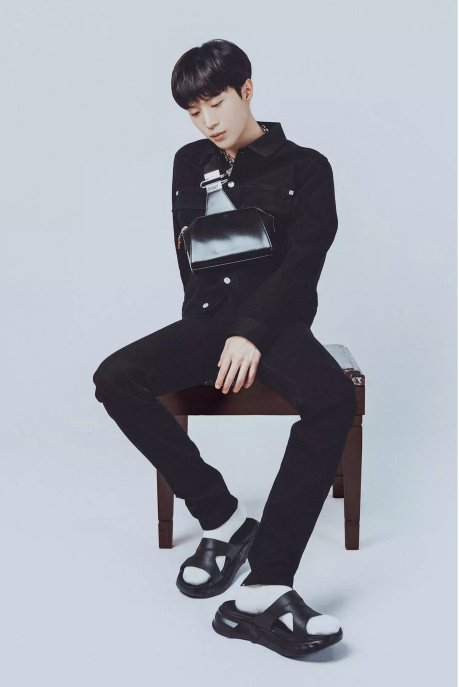 givenchy纪梵希范丞丞,givenchy代言人虞书欣