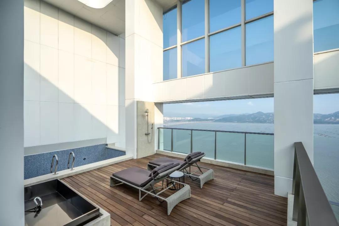 住1万楼是什么体验,住进超大豪宅是什么体验