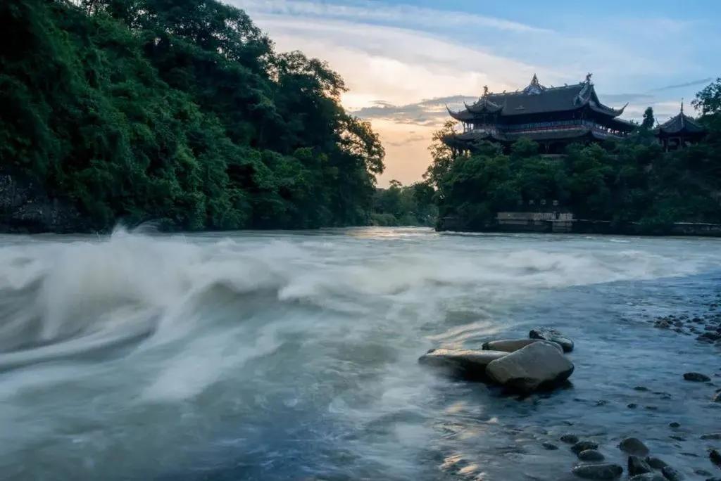 为什么要去成都买房,为什么要去买房