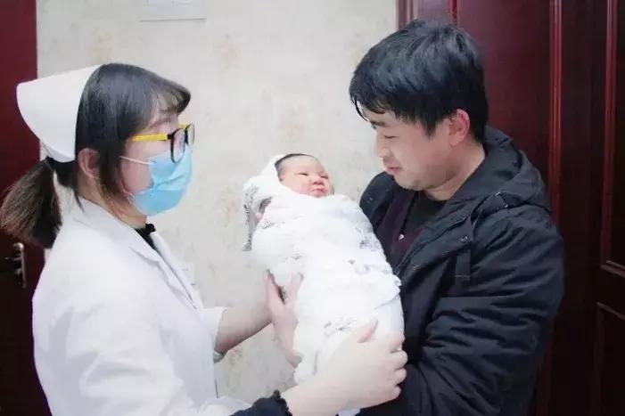 父爱如山祝愿父亲节快乐,父爱如山祝天下父亲节安康