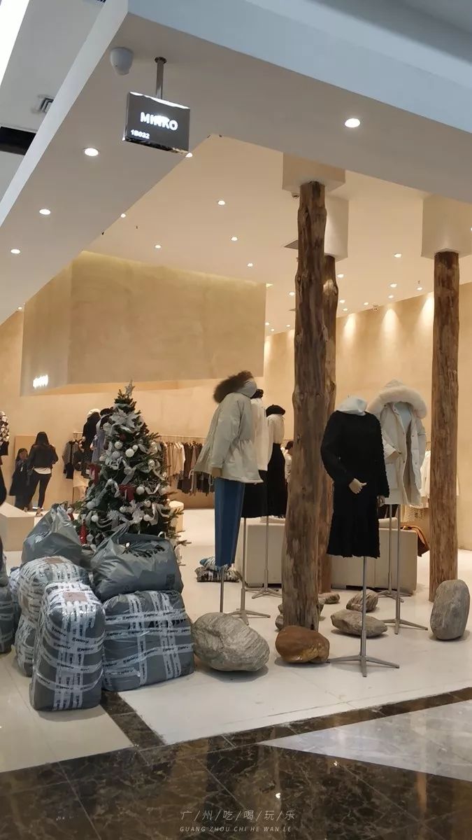 韩国东大门服装在哪里买,韩国东大门服装批发市场地铁