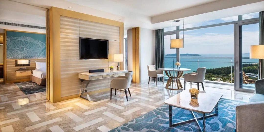 上九天揽月,下五洋捉鳖。看二孩老父亲如何带全家打卡亚特兰蒂斯