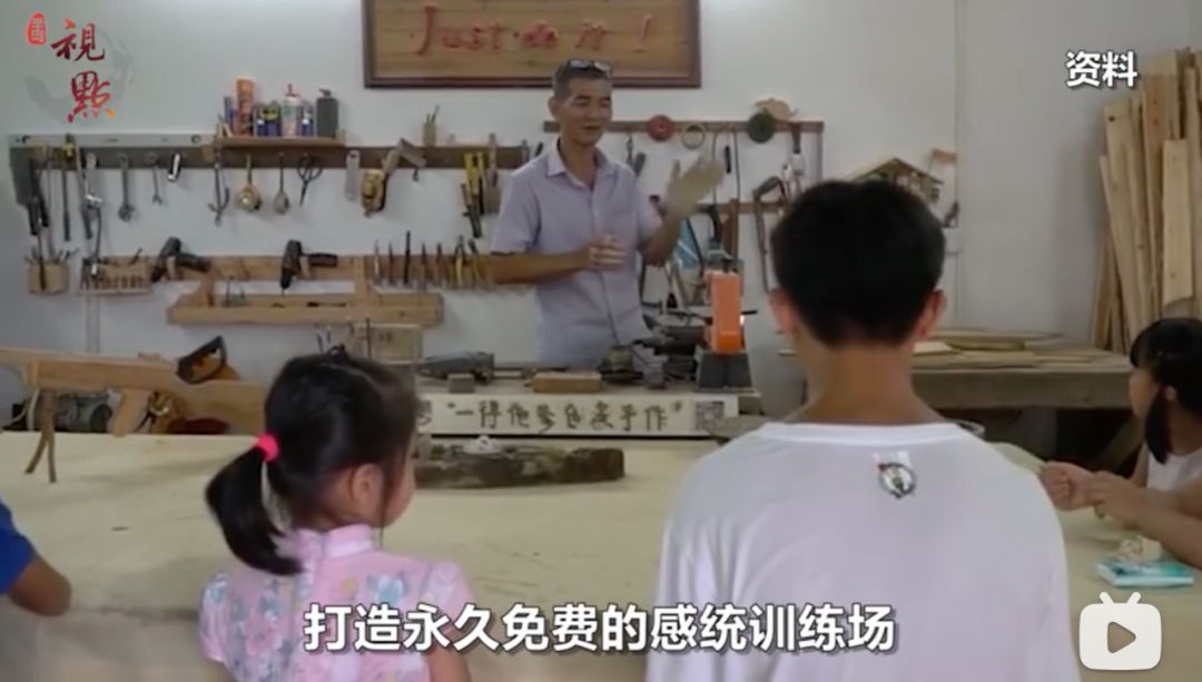 年仅20岁北美高材生张一得自杀去世，网红单亲爸爸遭质疑