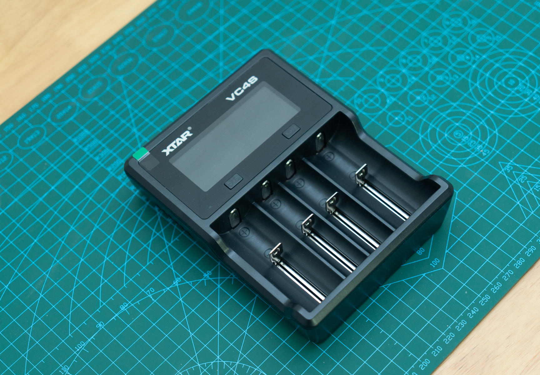 vc4s智能充电器,vc4s全自动充电器