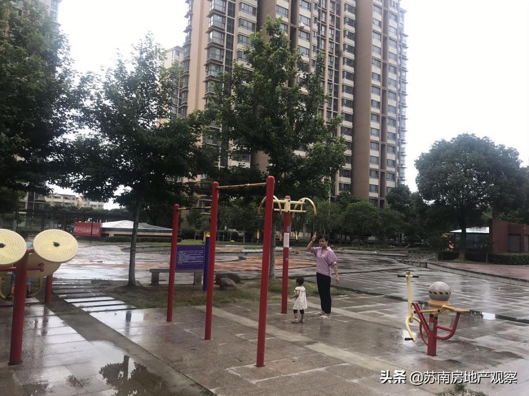 实探房价,实探桃花潭公园附近房价