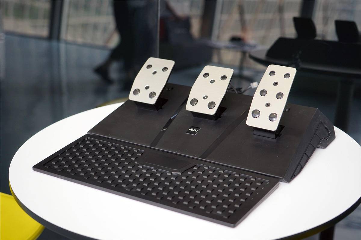 莱仕达v9方向盘深度评测,莱仕达v9玩地平线5方向盘