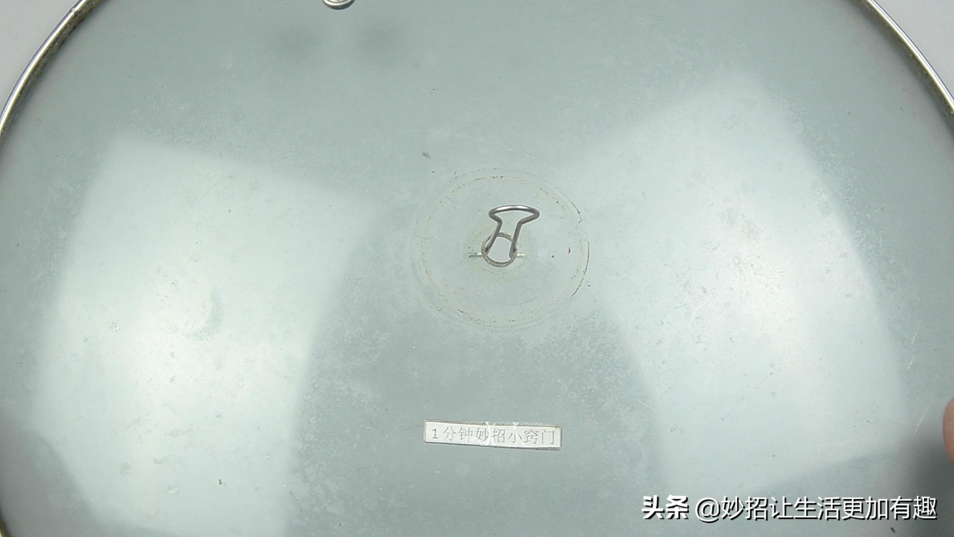 炒菜的锅的把手坏了怎么办,炒菜的时候锅盖扣住了怎么办