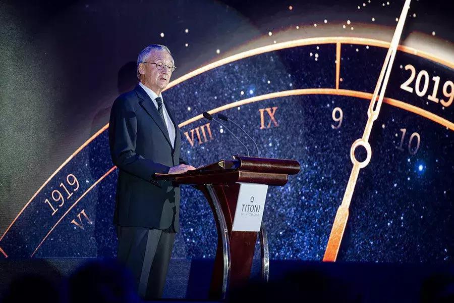 穿越一个世纪的时光只为与你相遇,穿越一个世纪的时光为你而来