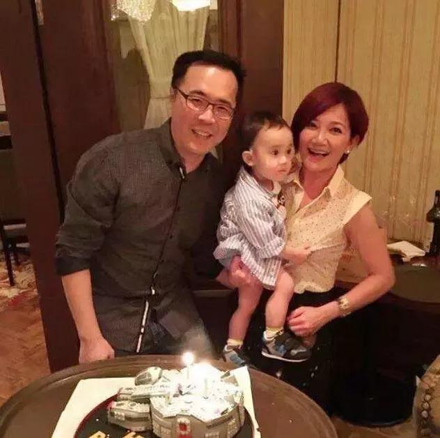 出道20周年纪念歌曲,出道25年的金曲歌后张惠妹