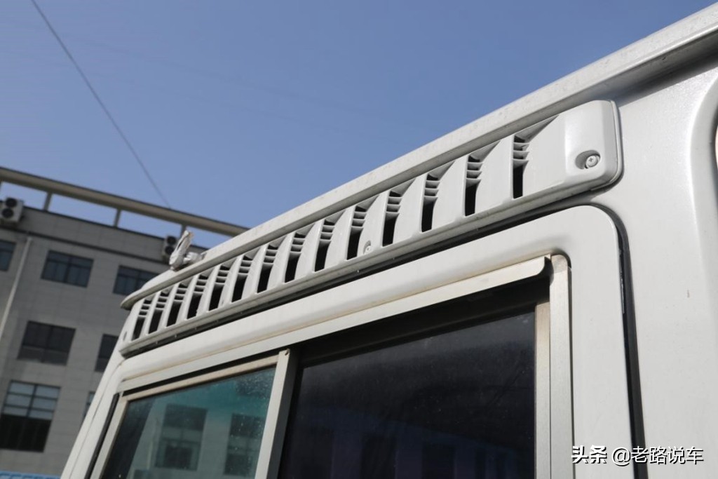 曾为政府机构“*用御**”客车的丰田第二*考代**斯特