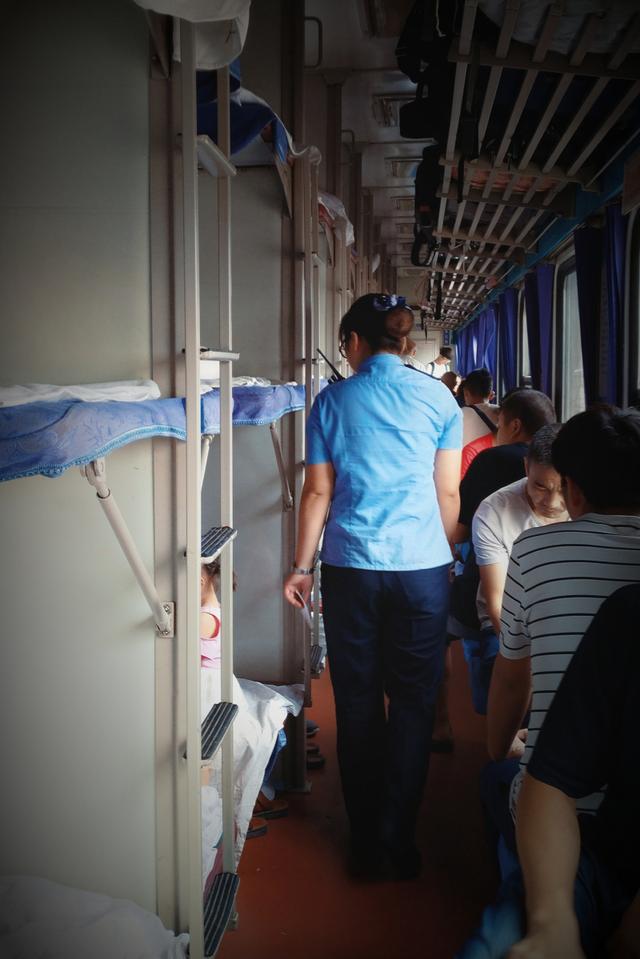 坐火车去江西应该到哪个站,体验鹰潭到喀什