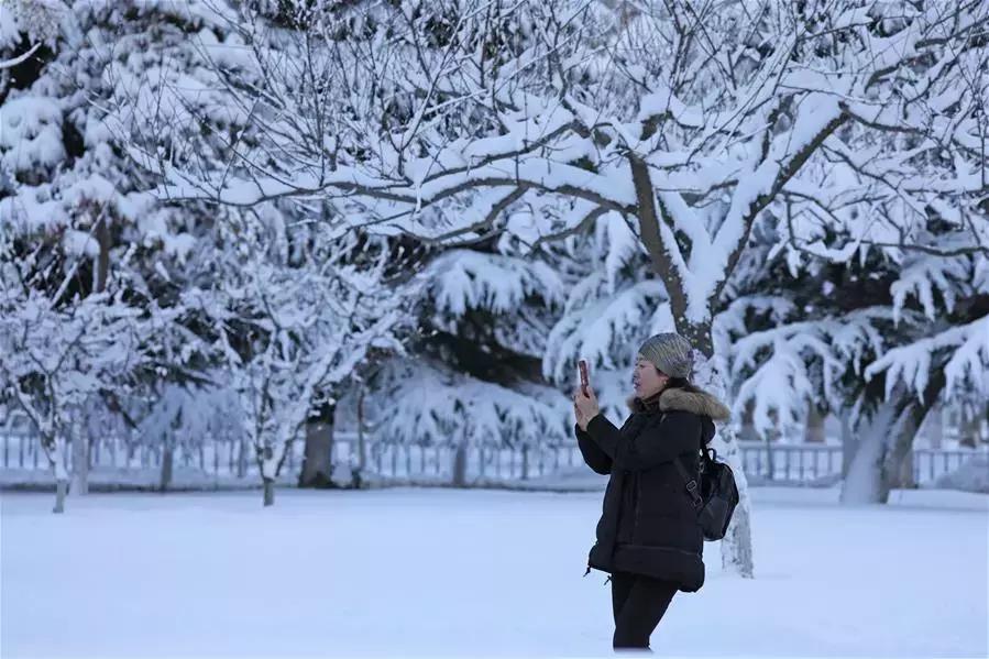 骞夸笢闄嶆俯琚喎鍒颁簡濡備綍淇濇殩,瀵掓疆缁撳啺骞夸笢澶╂皵