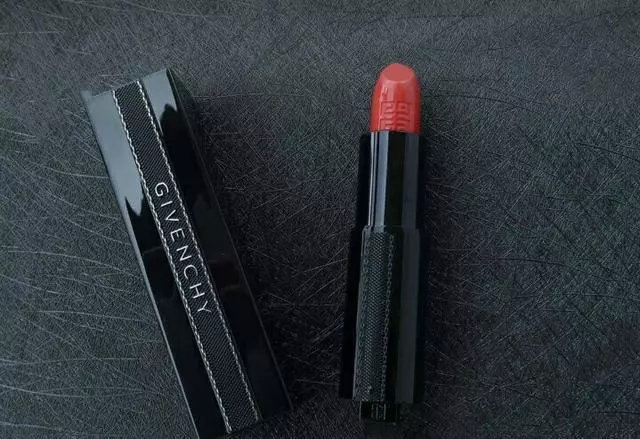 魅可口红秋冬色号推荐,秋冬奶茶色口红