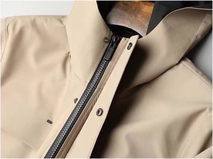 巴宝莉秋季首发“帝王夹克”，百搭不贵，定价890，人人都买得起