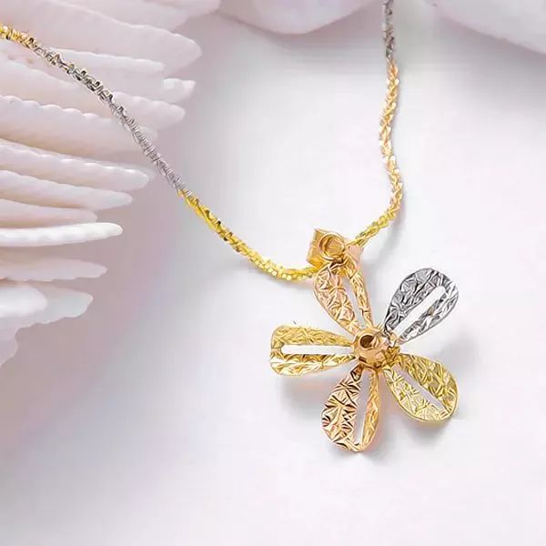 k金首饰戴多久会变色,k金首饰变色了怎么保持