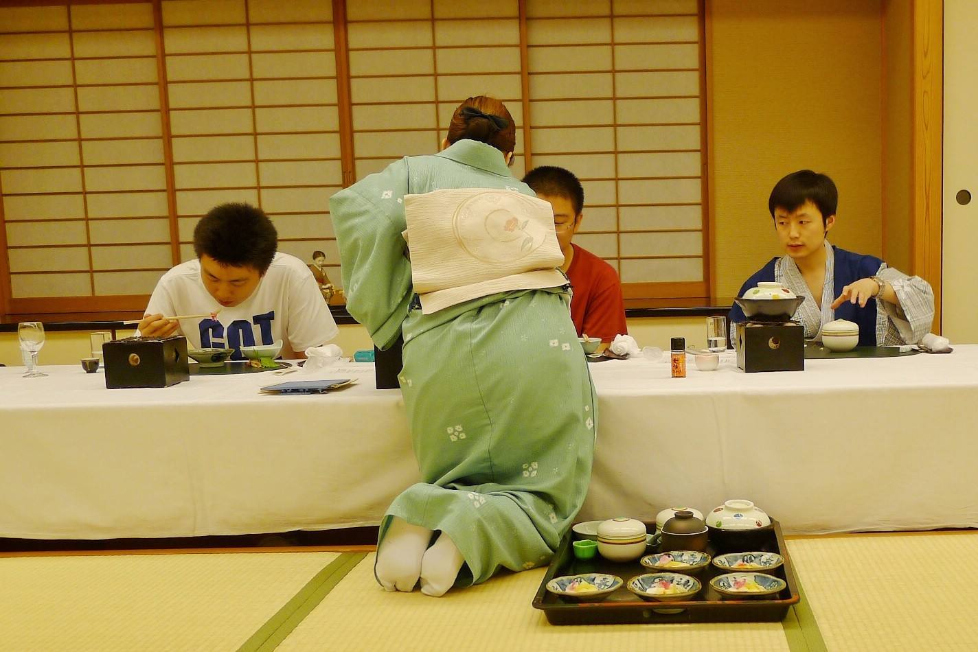 日本室内都要脱鞋遇到臭脚怎么办,日本进门就要脱鞋不会脚臭吗