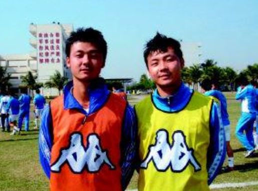 双胞胎足球球星中国,足坛新星两兄弟