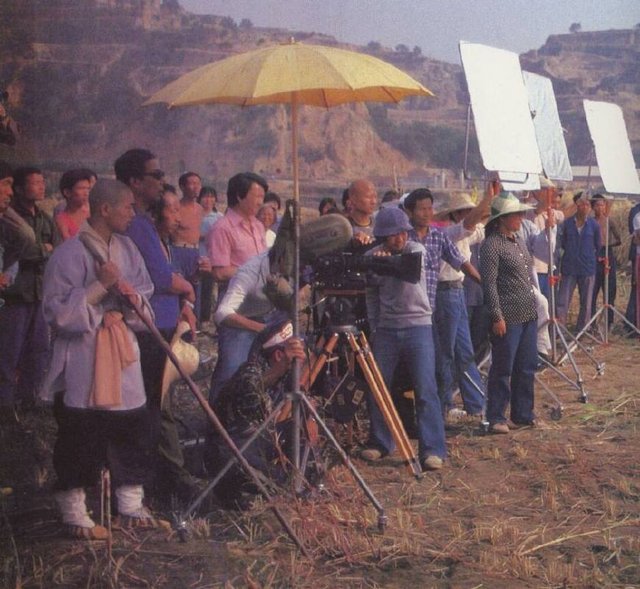 1982版少林寺李连杰录像,李连杰拍少林寺赚了多少钱