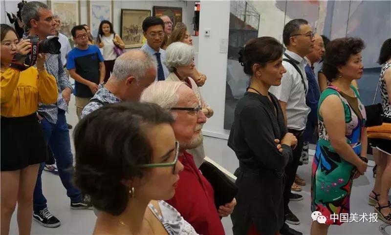 展形象举旗帜育新人,展艺术风采育时代新人