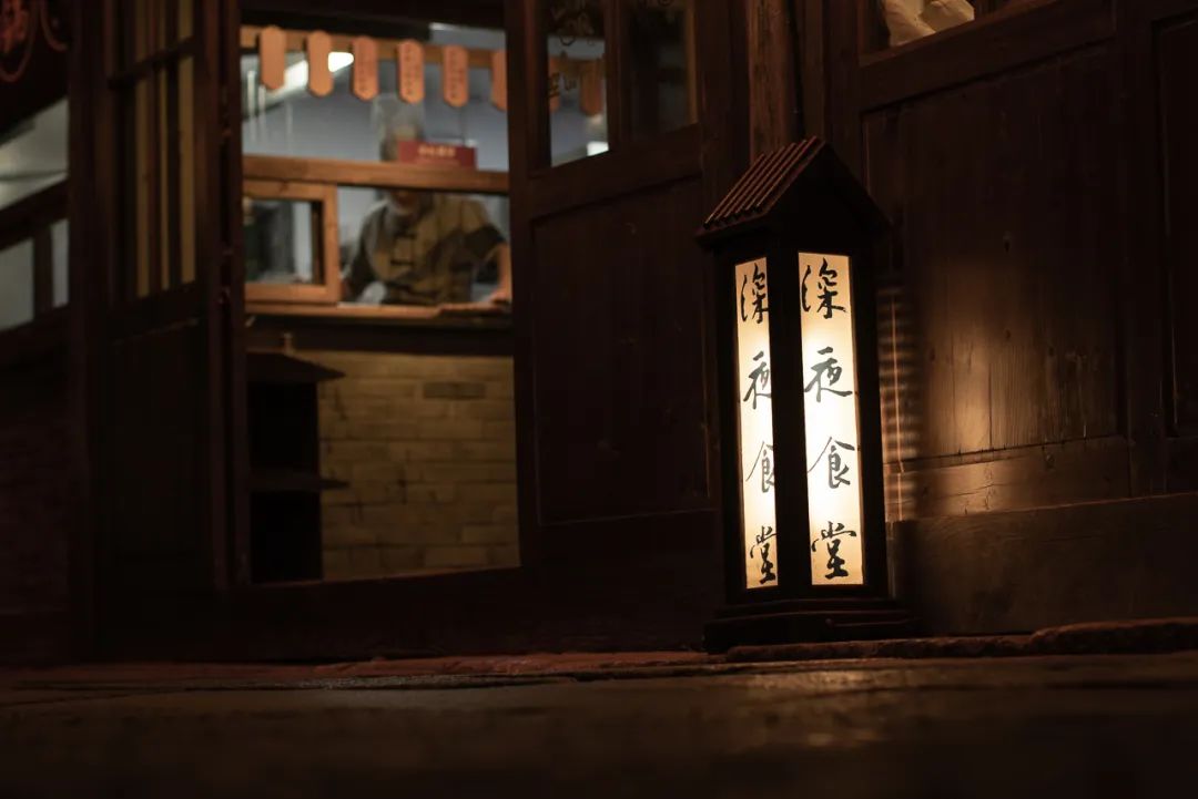 夜游乌镇视频大全,夜游乌镇西栅坐船可以坐多久