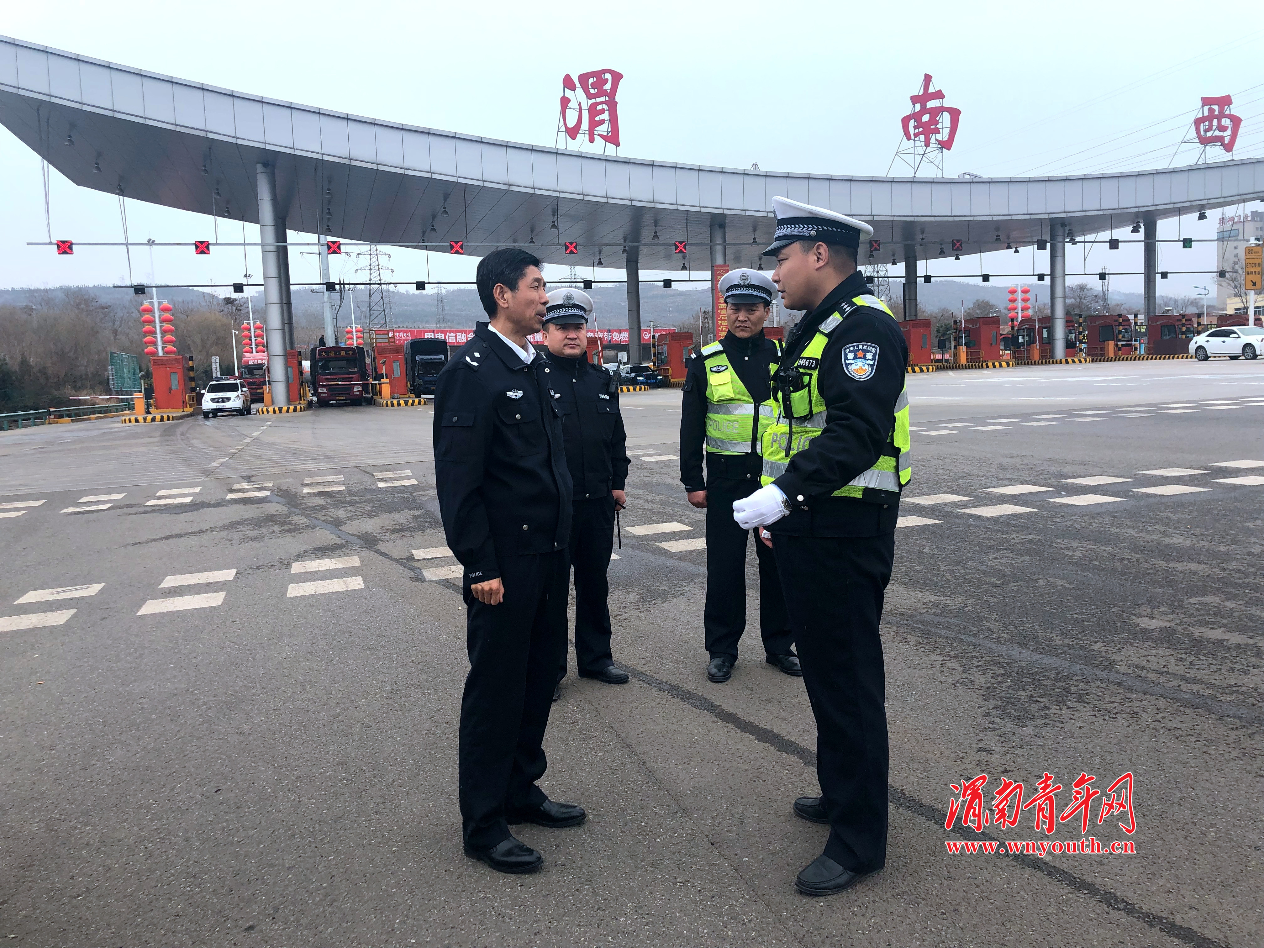 渭南市公安局交警支队圆满完成2019首场中甲足球联赛交通安保工作