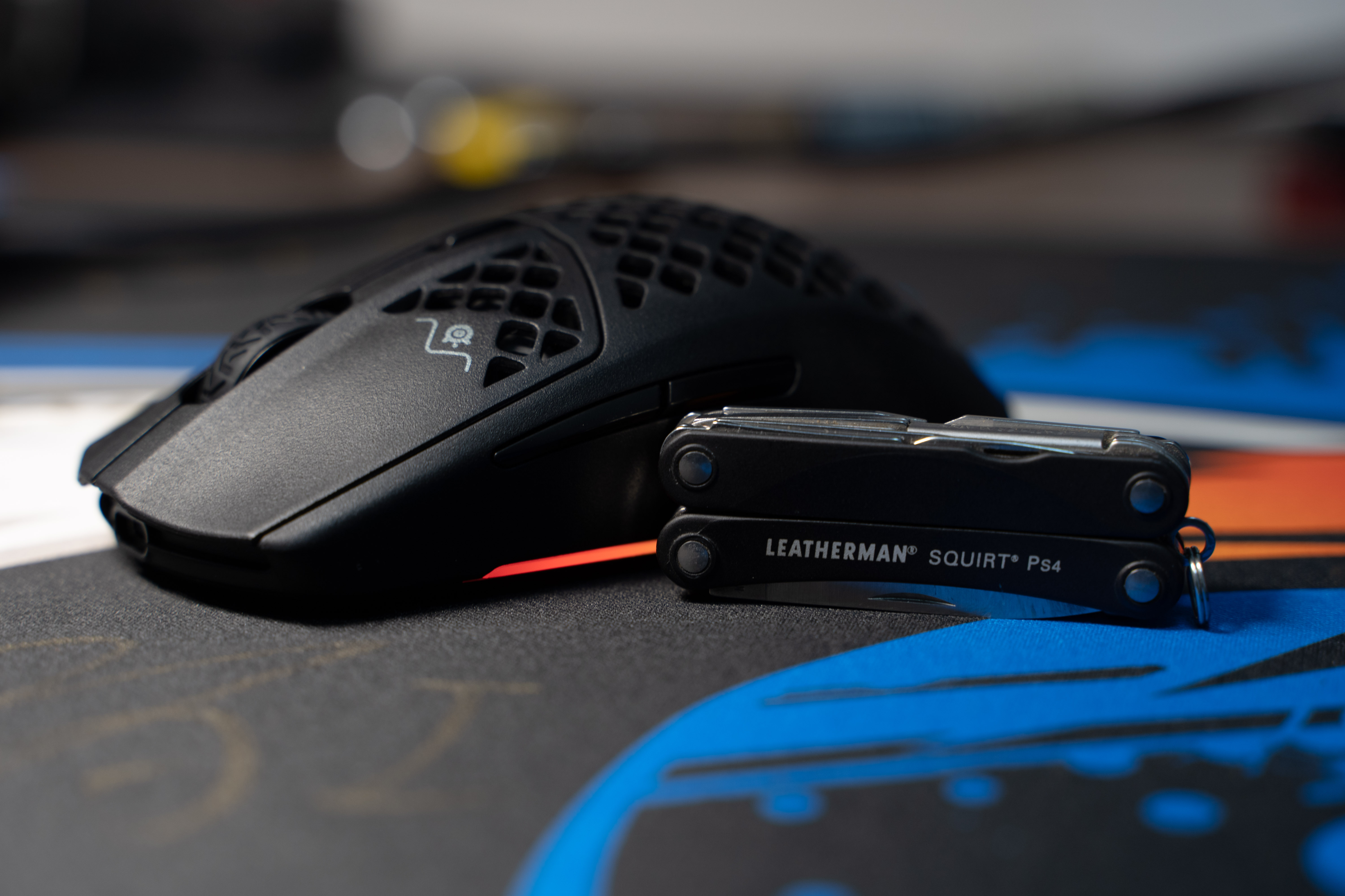 轻量化+无线=赛睿Aerox3Wireless