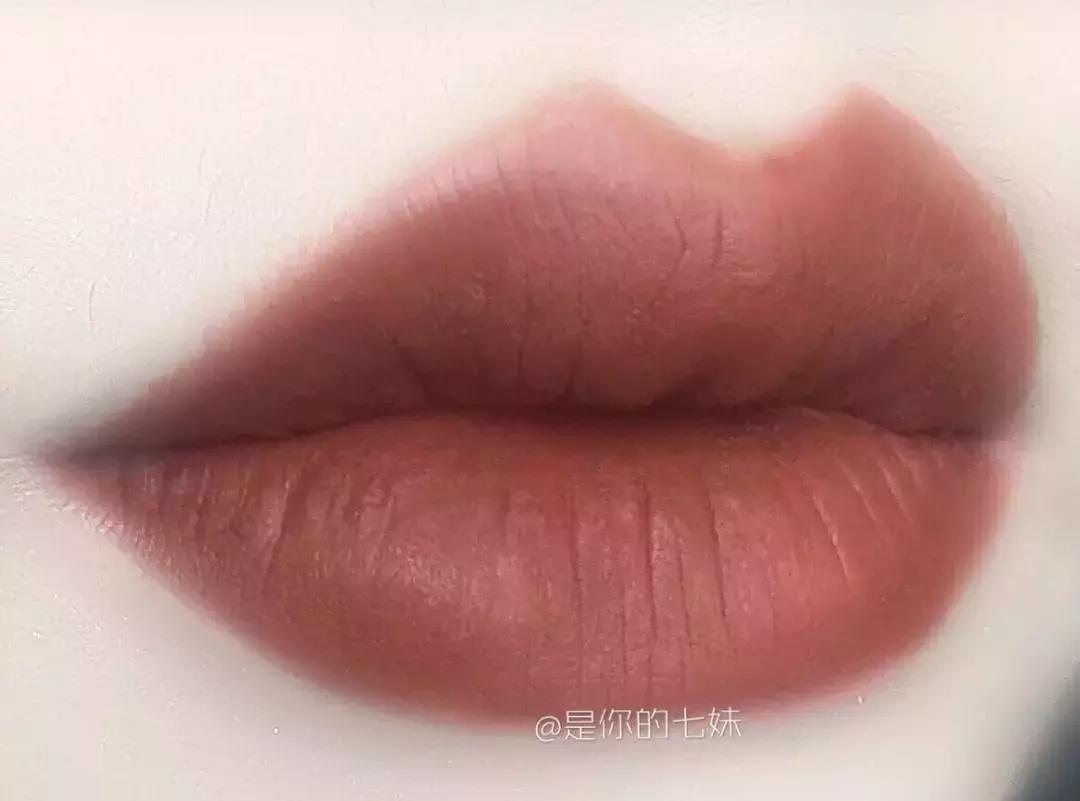 遮瑕高光口红眼影一共多少钱,30块钱的粉底液口红眼影遮瑕