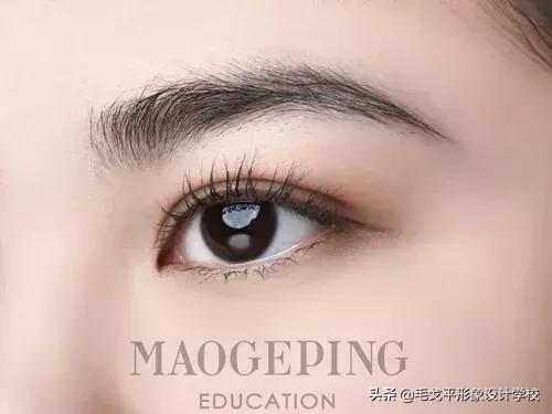 三分钟学会夹睫毛和刷睫毛,教你刷睫毛全过程