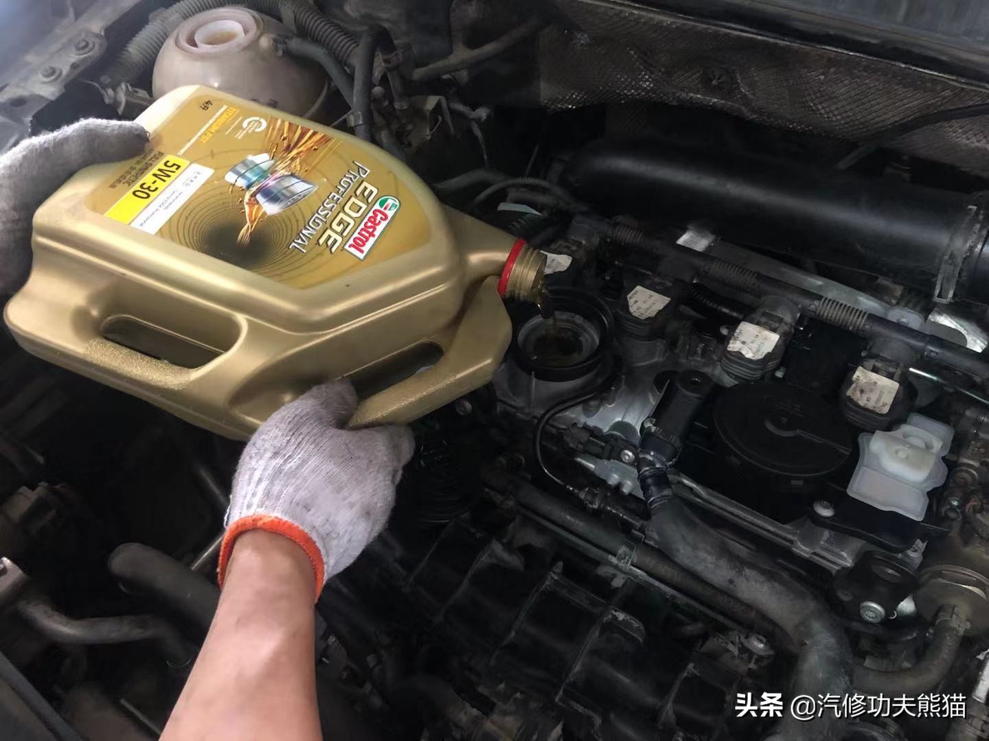 大众夏朗烧机油用什么燃油宝,2012款夏朗2.0t烧机油怎么处理