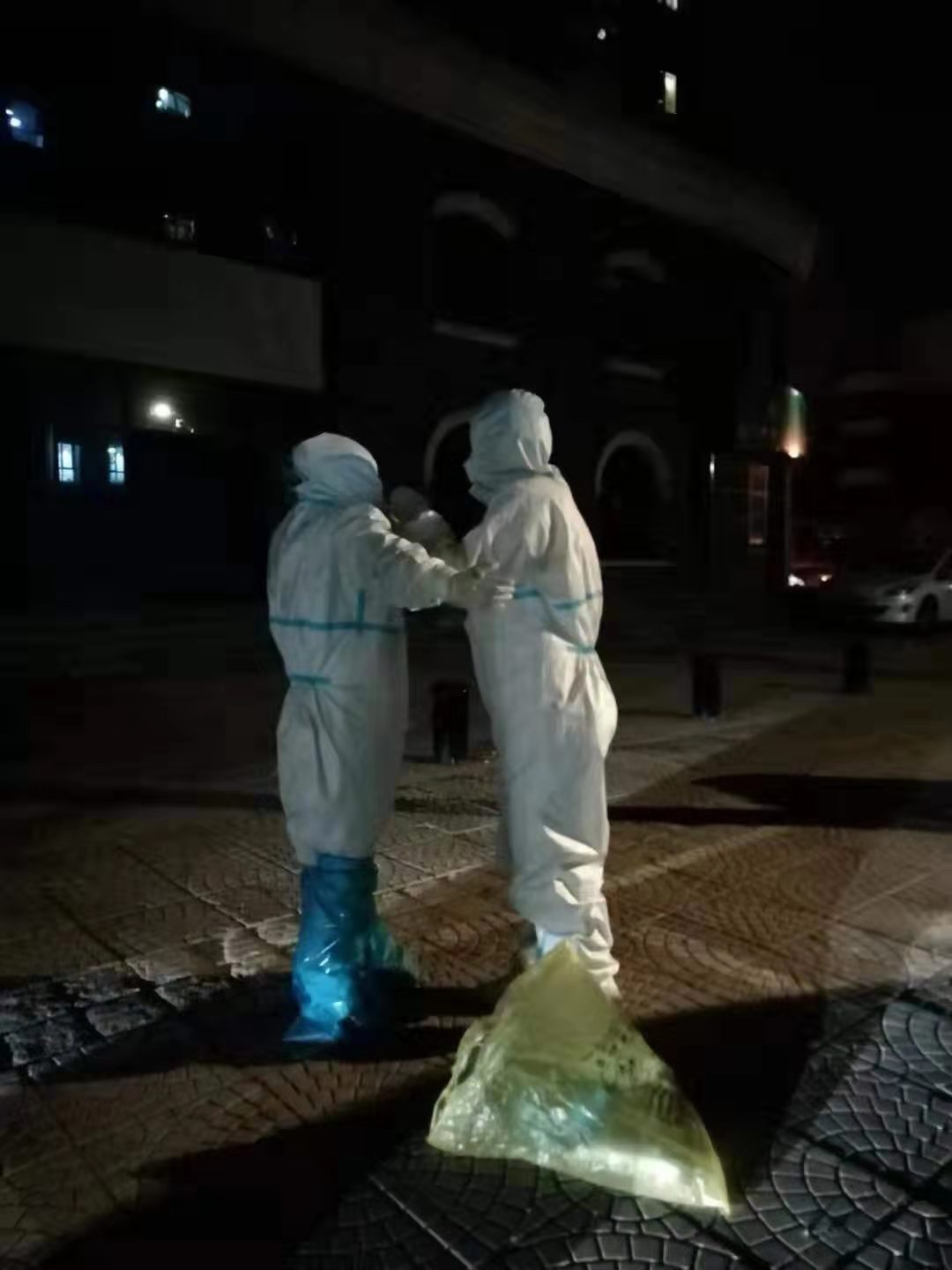 最美逆行者白衣,最美逆行者白衣天使大连