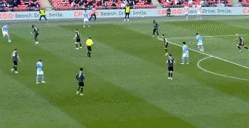 复盘曼城对皇马,曼城5:1狼斯特林错失机会