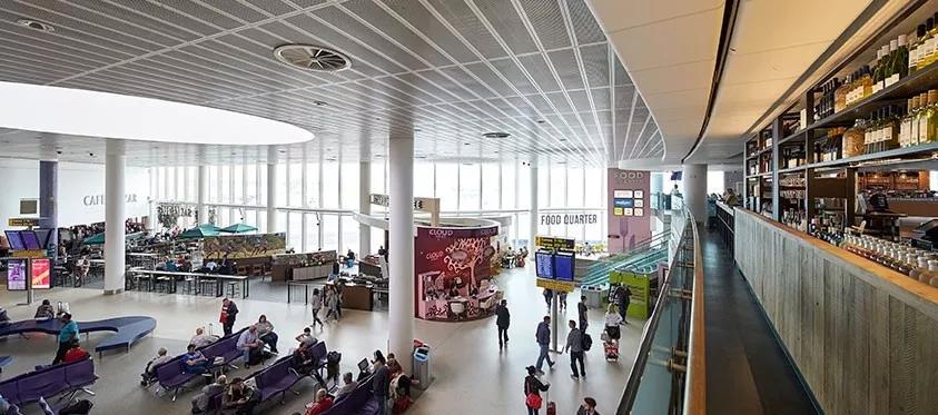 赶紧预约！2019年英国各大学接机服务信息早知道！