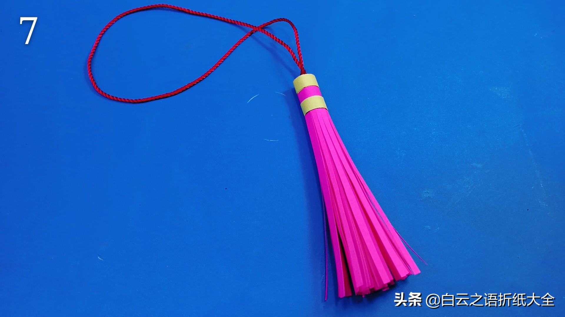 流苏折纸花,流苏上的装饰品可以怎么用折纸做