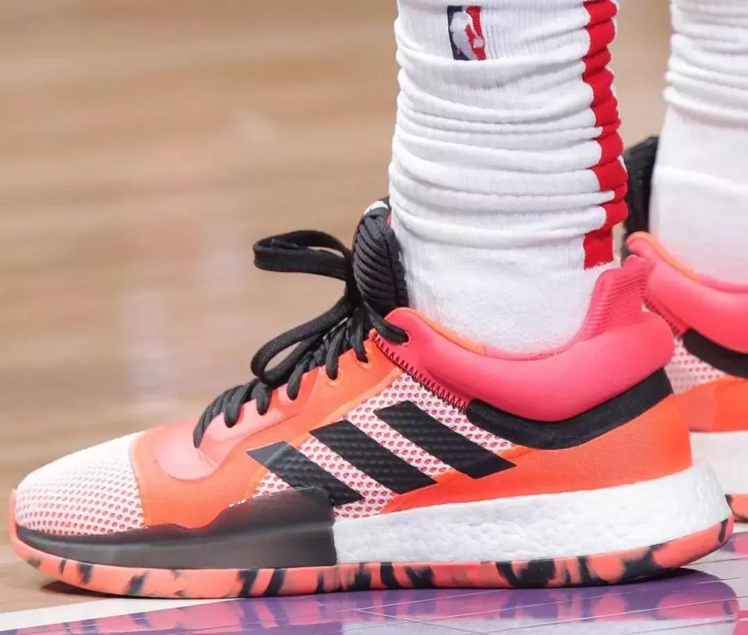 阿迪达斯哪一款篮球鞋实战好,阿迪达斯哪款篮球鞋值得入手