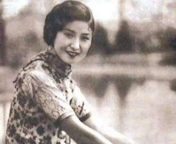 民国千金大小姐,14岁意外怀孕孩子生父反悔不娶,她直接带刀上门