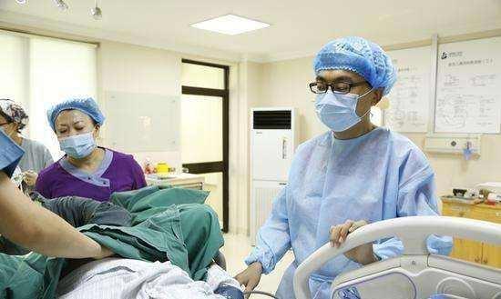 顺产用产钳会导致胎儿颅内出血吗,顺产都需要用助产钳吗