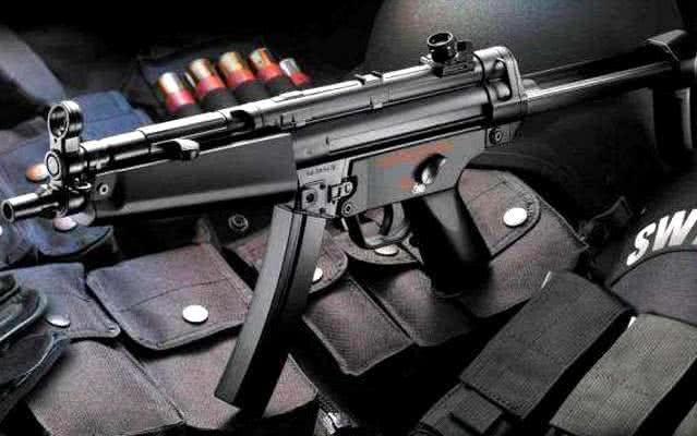 世界上十把最著名的冲锋枪,世界上弹容量最大的冲锋枪