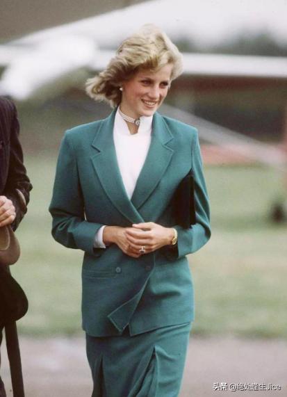 戴安娜经典造型,为什么戴安娜短发比长发好看
